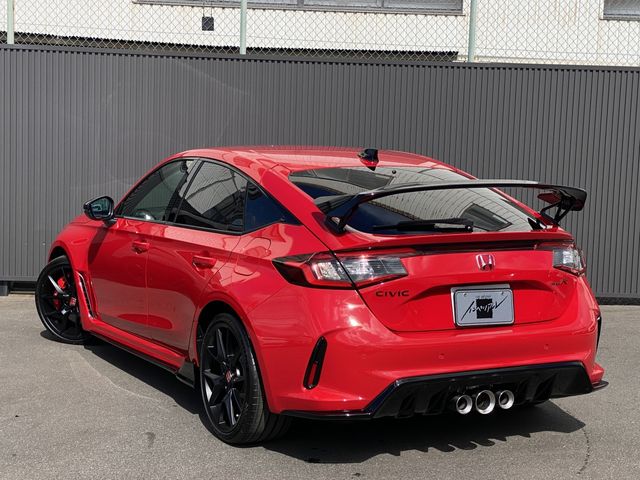 CIVIC hatchback