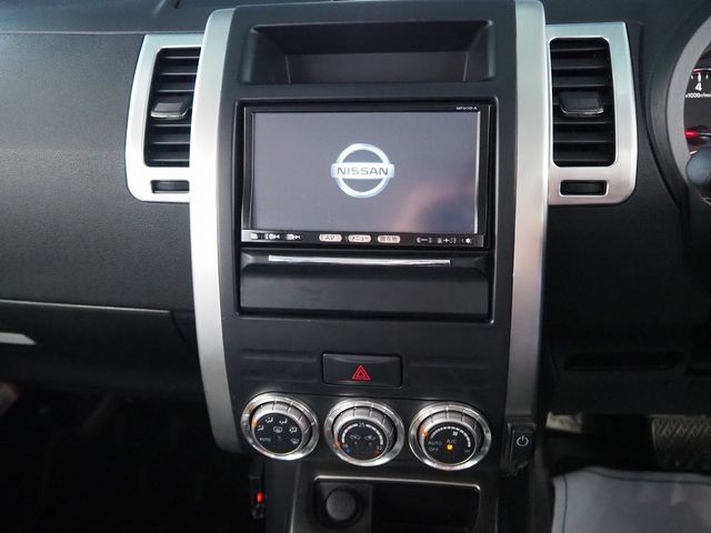 X-TRAIL 4WD