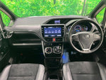 VOXY HYBRID