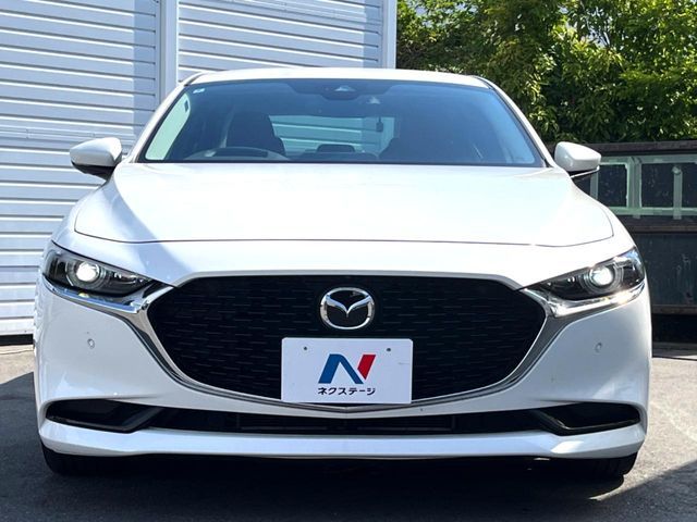 MAZDA3 SEDAN