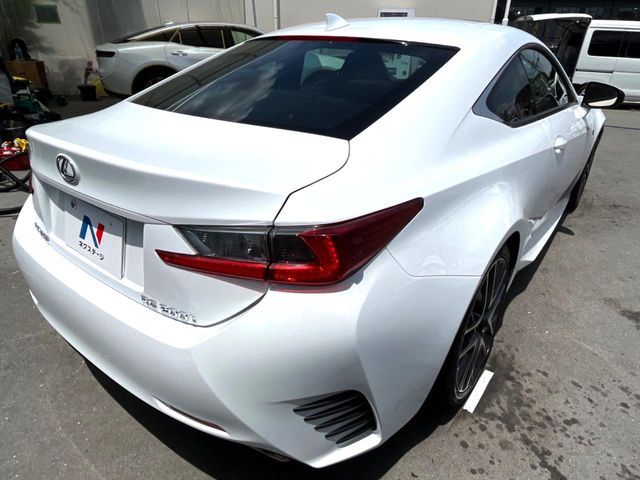 LEXUS RC200t