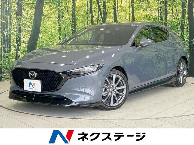 MAZDA3 FASTBACK