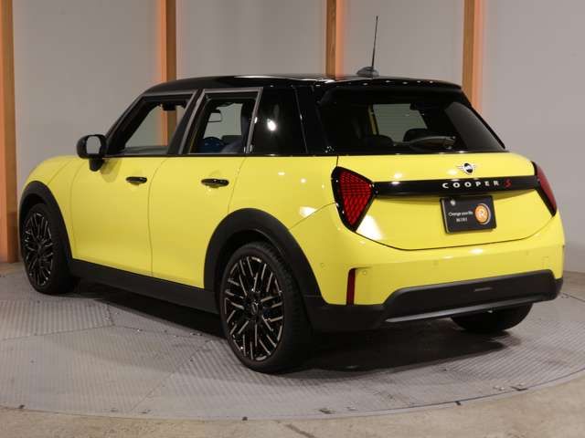 MINI COOPER 5DOOR