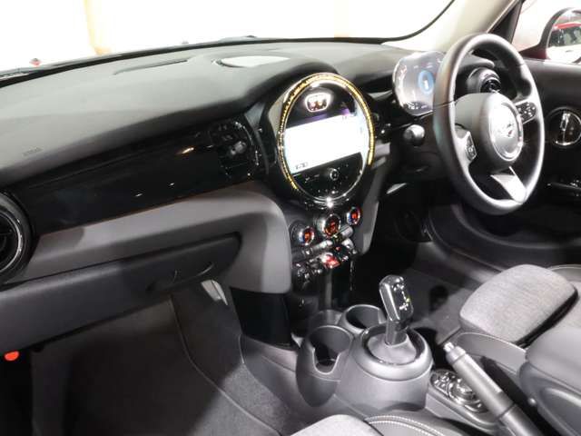 MINI COOPER 5DOOR