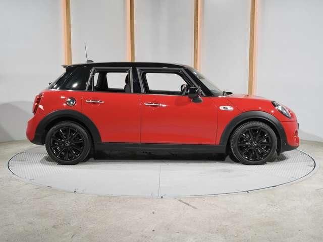 MINI COOPER S 5DOOR