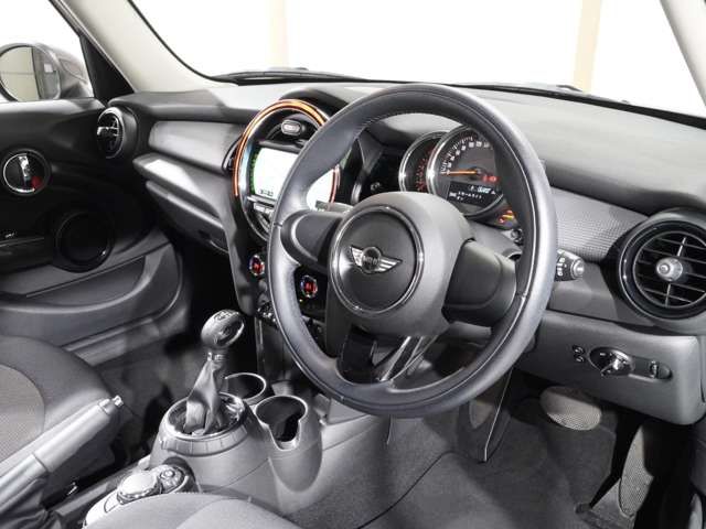 BMW MINI COOPER 5DOOR