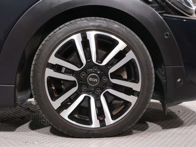 MINI COOPER SD 5DOOR