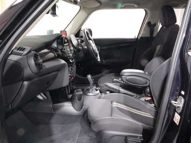 MINI COOPER SD 5DOOR