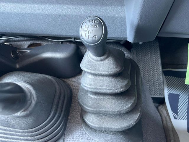 LANDCRUISER van