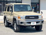 LANDCRUISER van