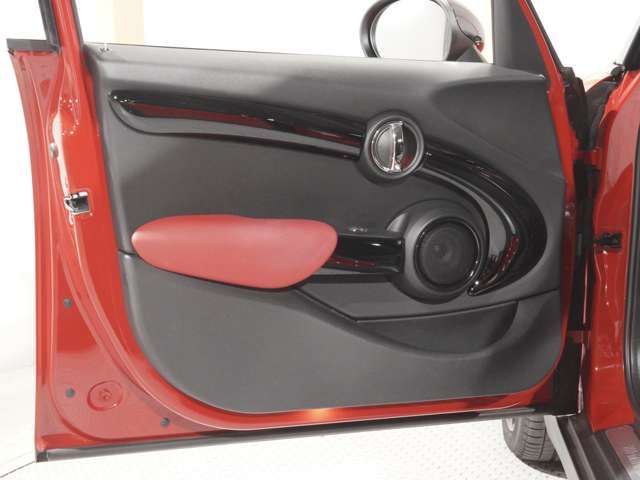 BMW MINI COOPER SD 5DOOR