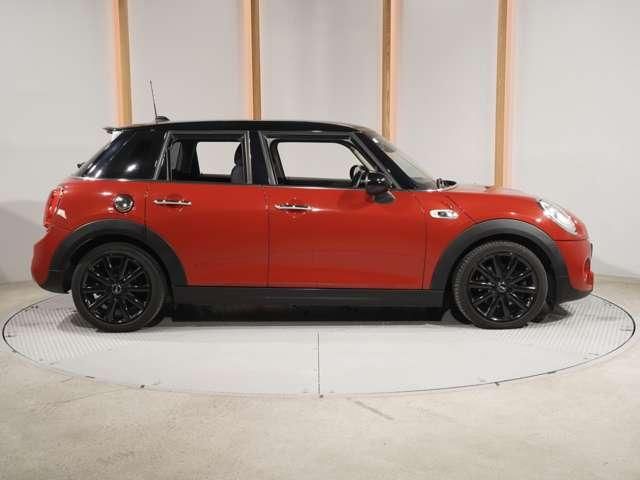 BMW MINI COOPER SD 5DOOR