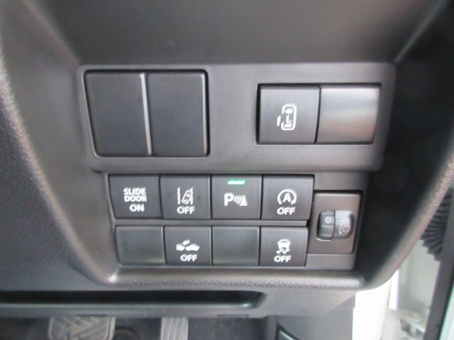 DELICA D:2 2WD