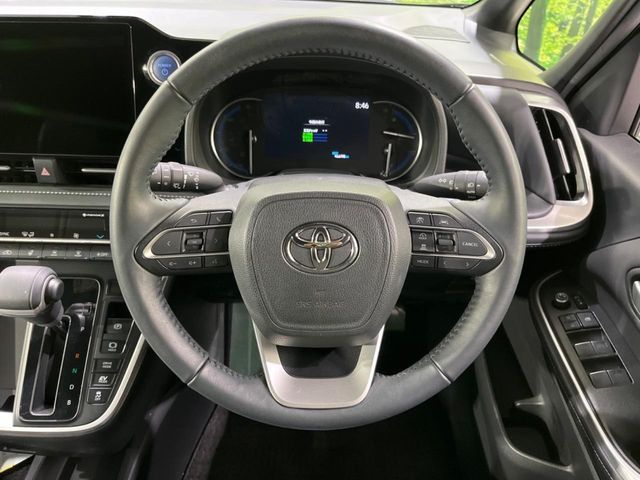 NOAH HYBRID 4WD
