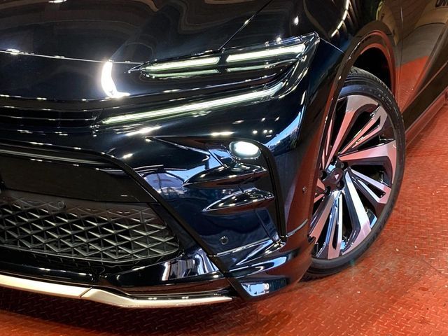 CROWN SPORT