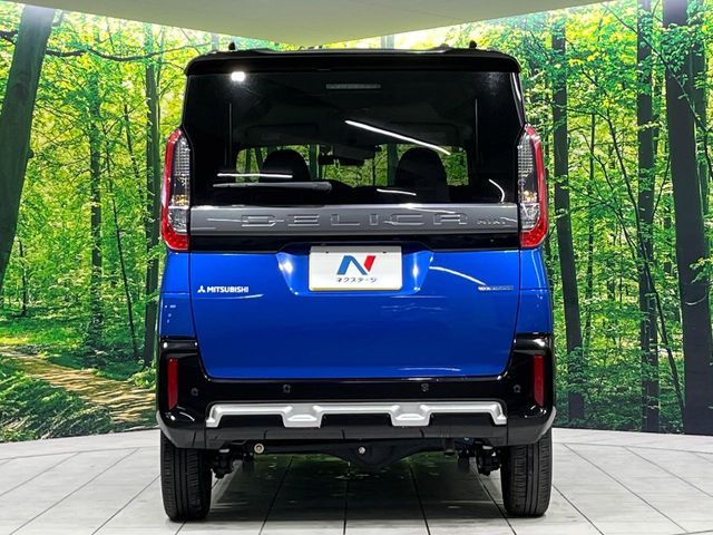 DELICA MINI