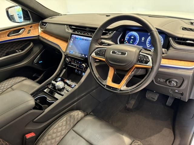 JEEP GRAND CHEROKEE L