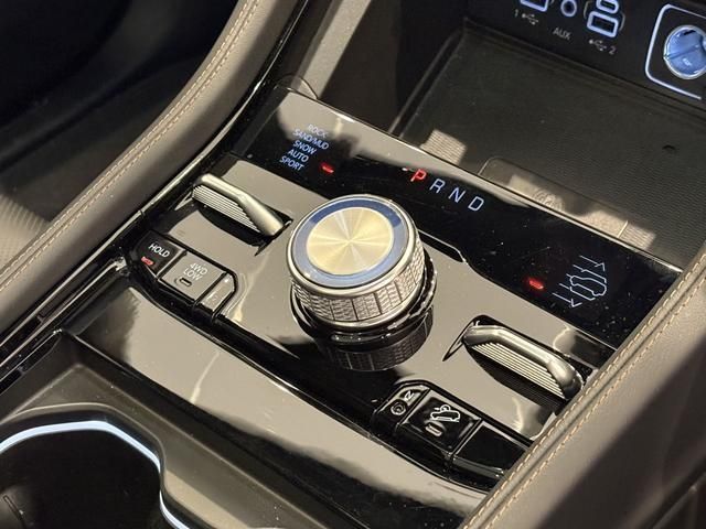 JEEP GRAND CHEROKEE L