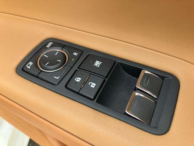 LEXUS LC500 Convertible