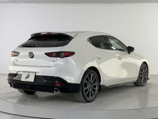 MAZDA3 FASTBACK