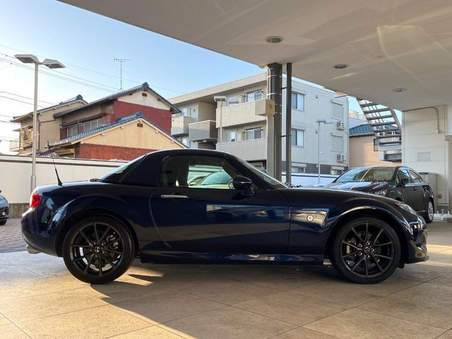 ROADSTER