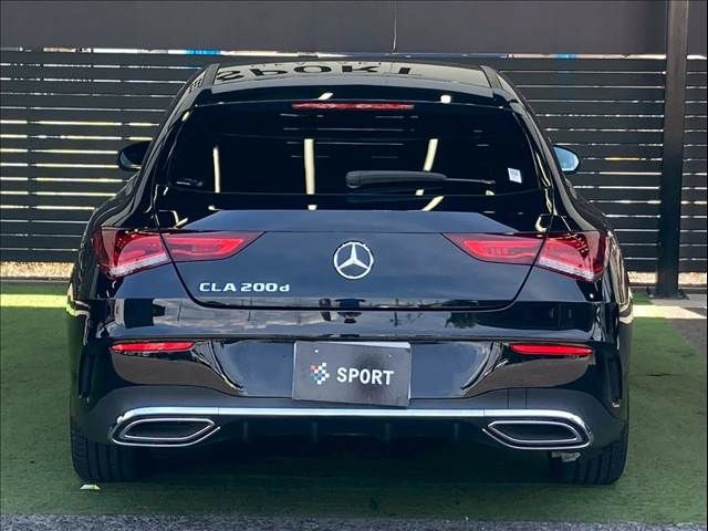 MERCEDES BENZ CLA Shooting Brake