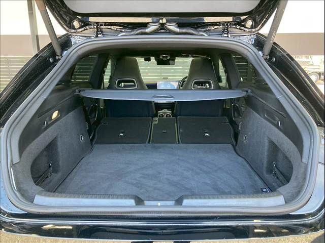 MERCEDES BENZ CLA Shooting Brake