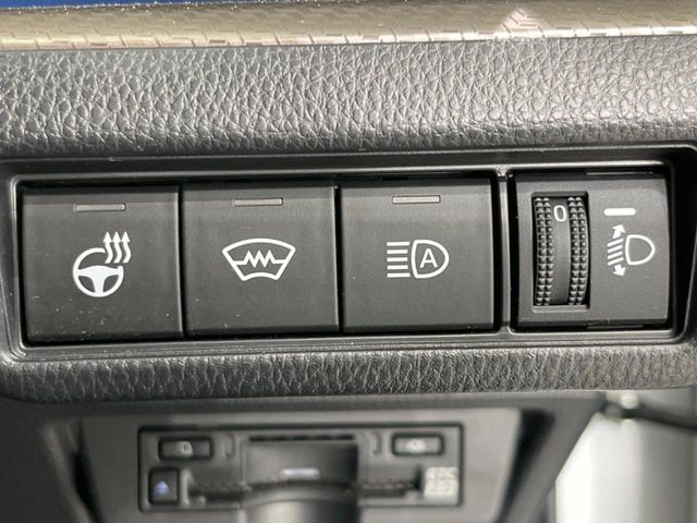 PRIUS 4WD