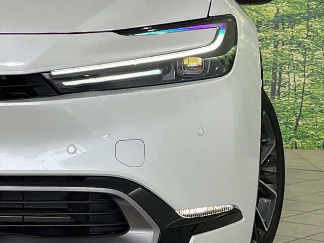 PRIUS 4WD