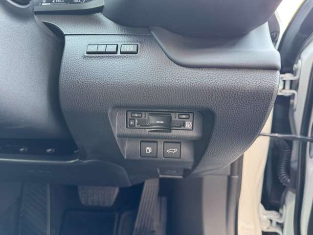 CROWN SPORT