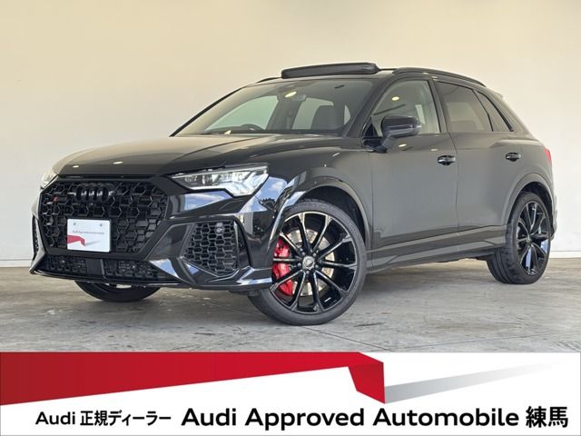 AUDI RS Q3
