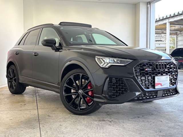 AUDI RS Q3