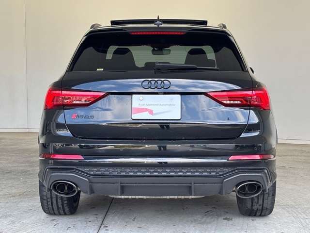 AUDI RS Q3