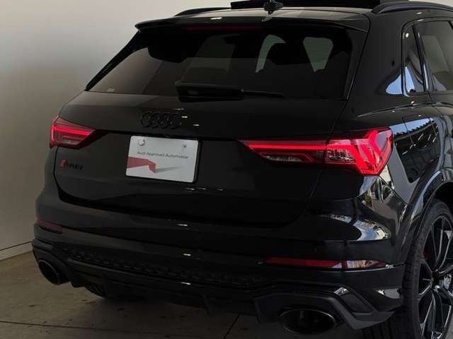 AUDI RS Q3