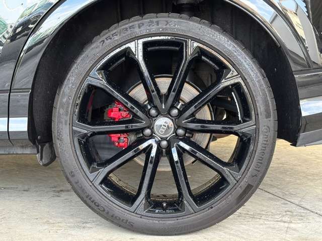 AUDI RS Q3