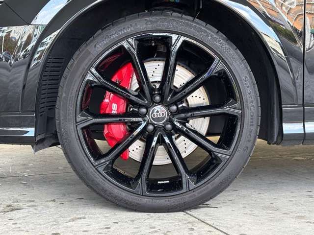 AUDI RS Q3