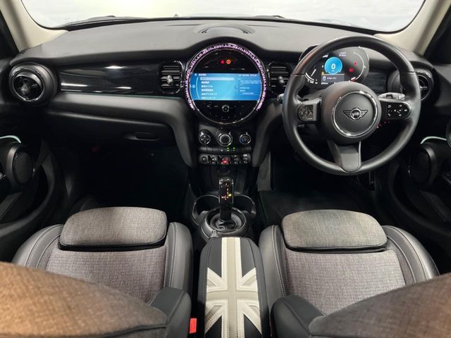 MINI ONE 5DOOR