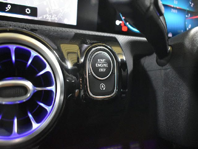 MERCEDES BENZ A class
