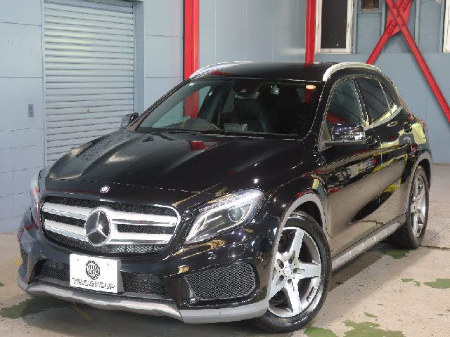 MERCEDES BENZ GLA class
