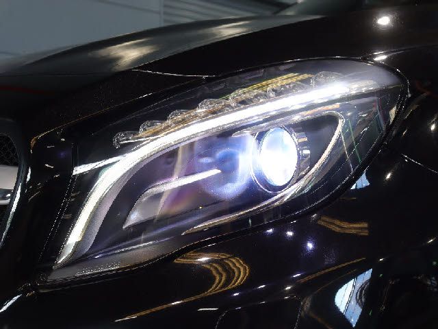 MERCEDES BENZ GLA class