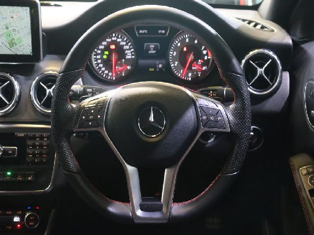 MERCEDES BENZ GLA class