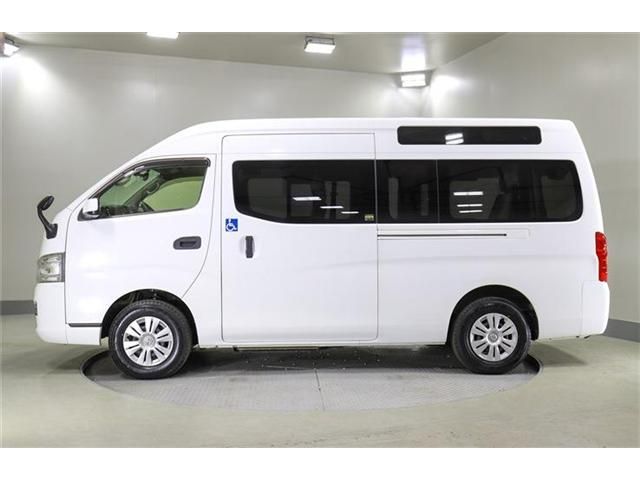 NV350 CARAVAN 4WD