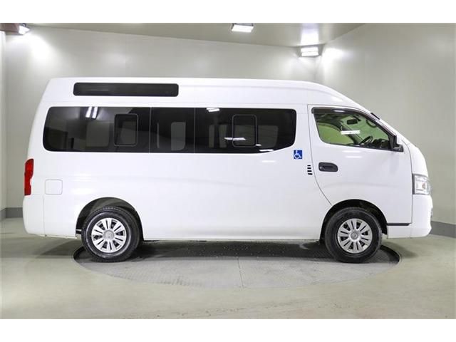 NV350 CARAVAN 4WD