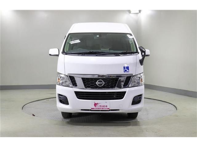 NV350 CARAVAN 4WD