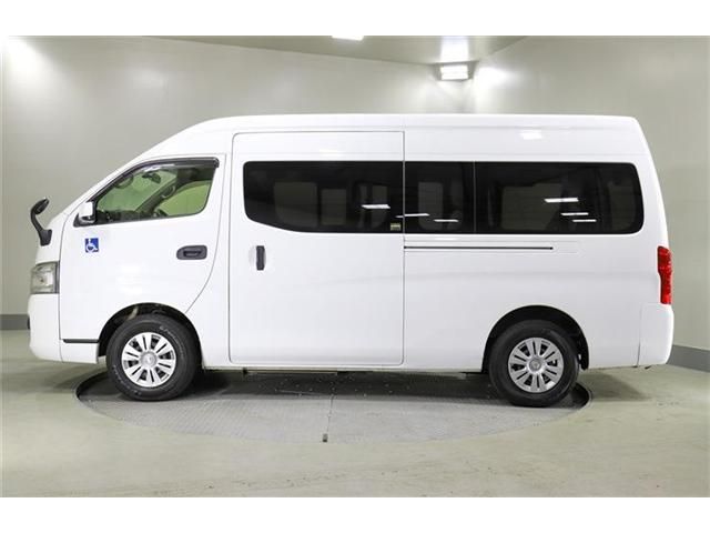 NV350 CARAVAN 4WD