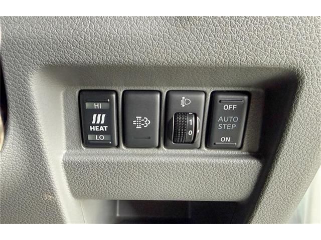NV350 CARAVAN 4WD