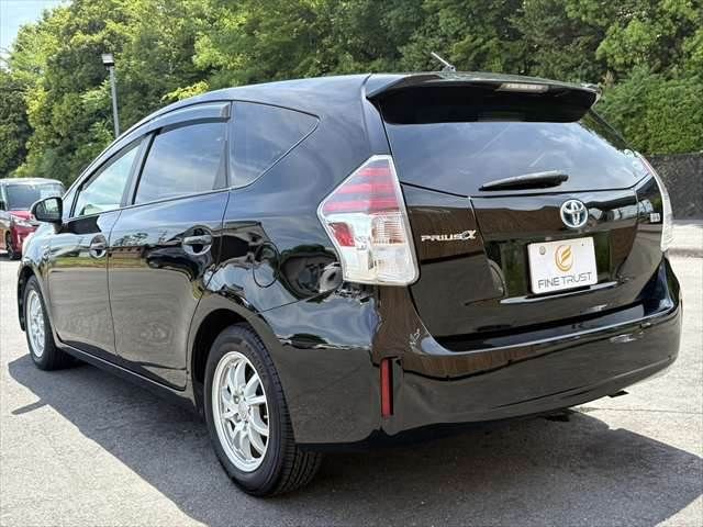 PRIUS Alpha