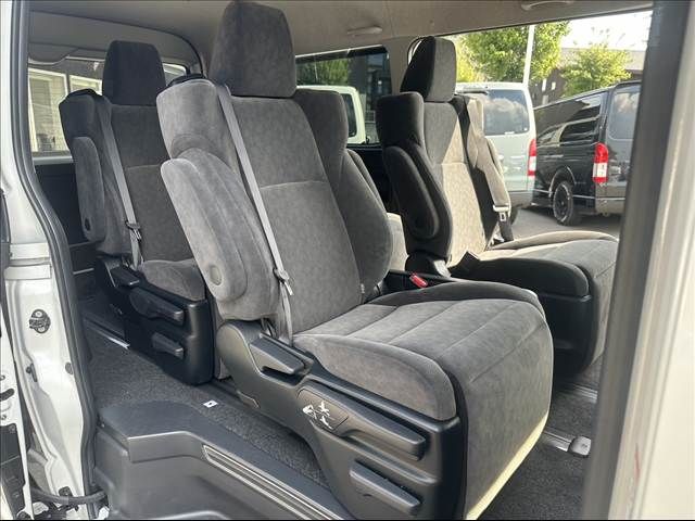HIACE wagon