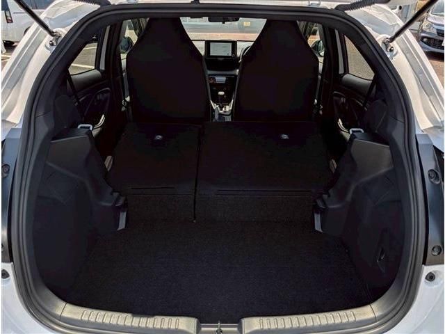 YARIS HYBRID