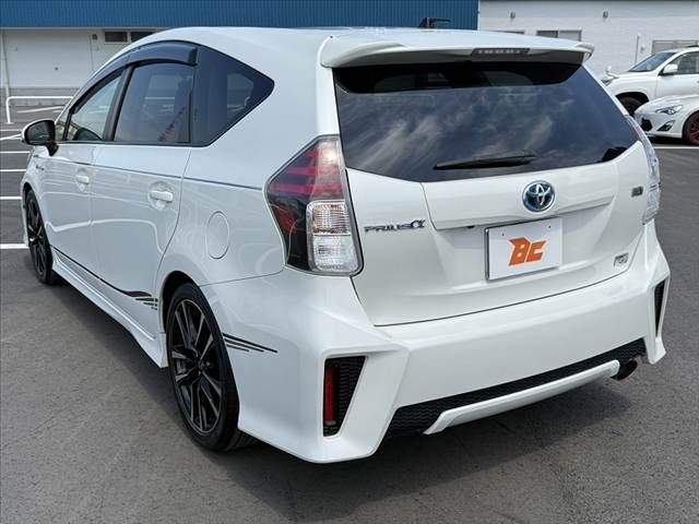 PRIUS Alpha